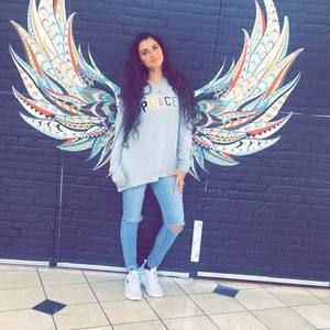 Meet your Posher, Narmina